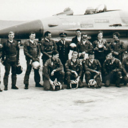 f16-22